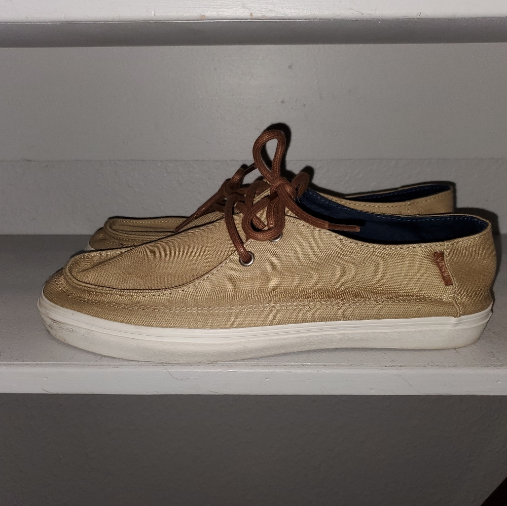Vans Boat Shoe size 10.5 Tan